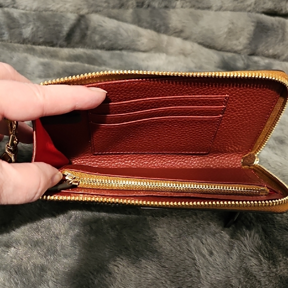 Dooney & Bourke Red Wallet - Picture 3 of 3